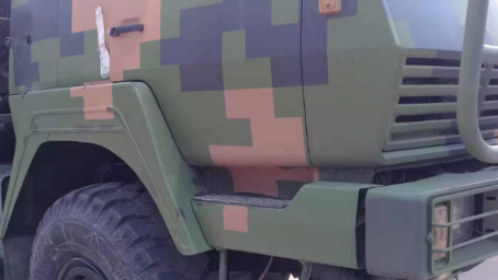 铜梁迷彩漆喷涂核心是基材处理